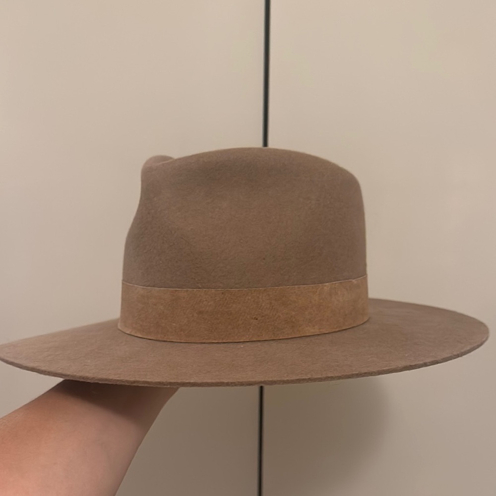 Gigi pip miller hat